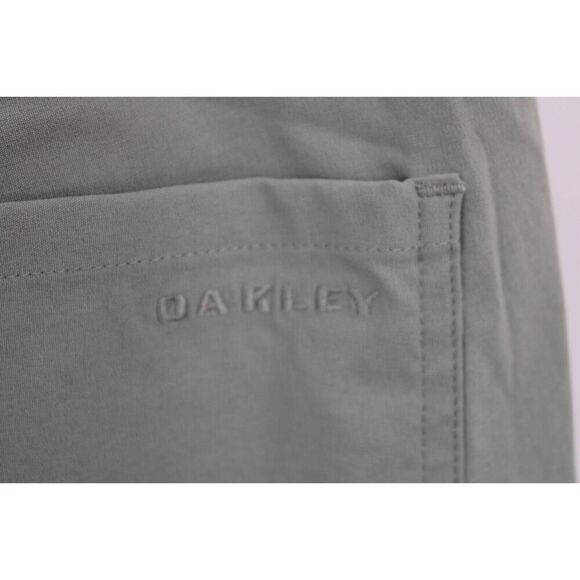 OAKLEY GOLF HYBRID SHORTS GREEN SIZE 34 NWT - Picture 8 of 11